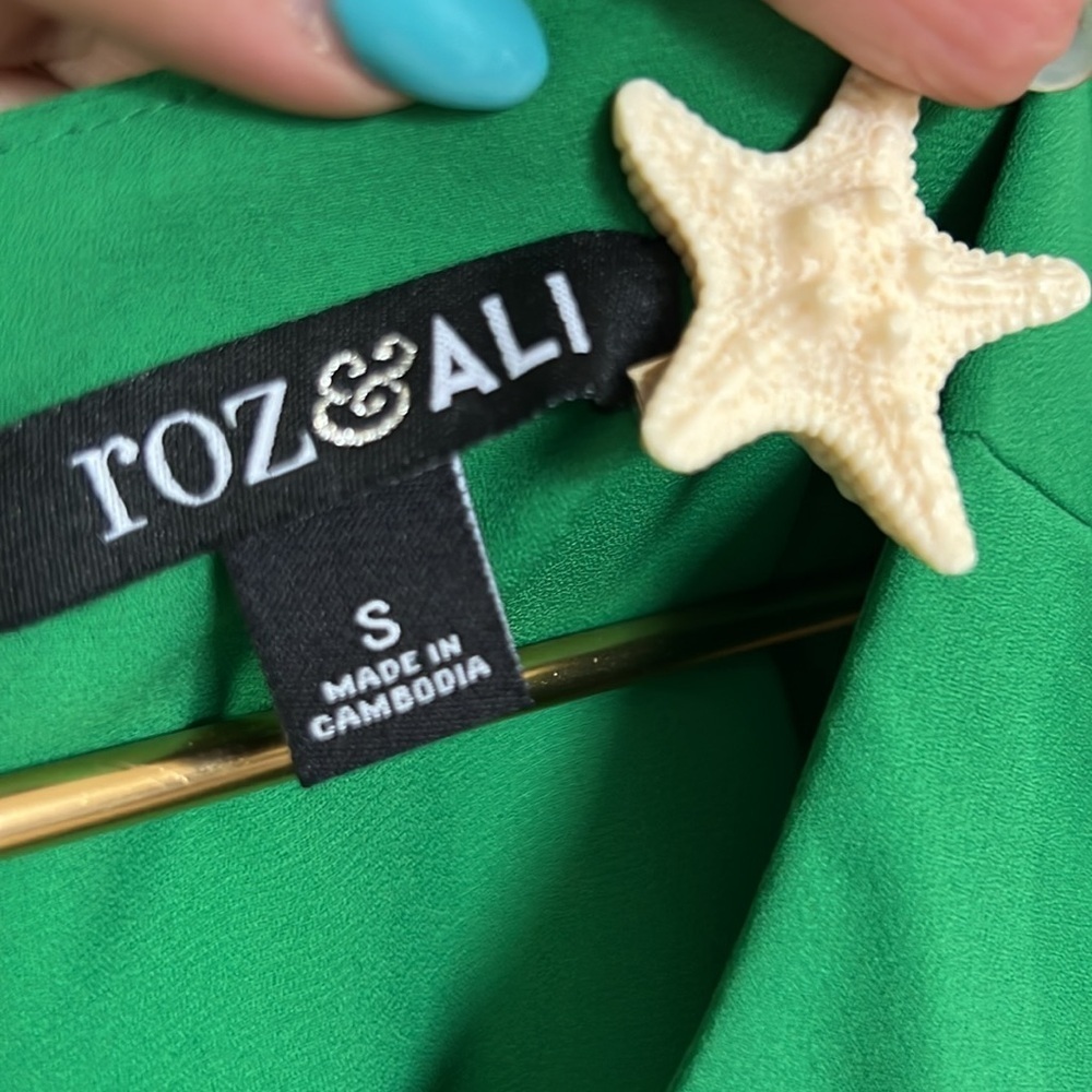 Ruffled Cold Shoulder Feminine Blouse with Short Ruffle Sleeves in Green| S - Picture 4 of 9